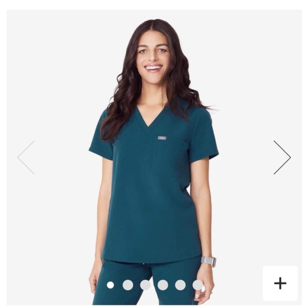 LIMITED EDITION. FIGS CARIBBEAN BLUE SET!! SIZE SMALL. PANTS ARE LIVINGSTON